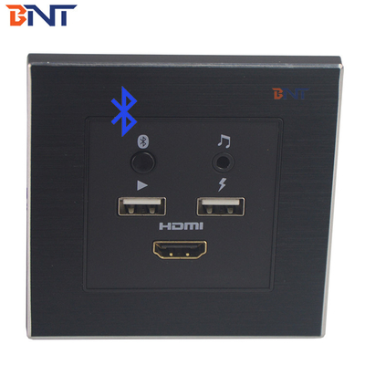 Mini Media Hub montado con el puerto de carga de energía USB 5 V 2.1 A
