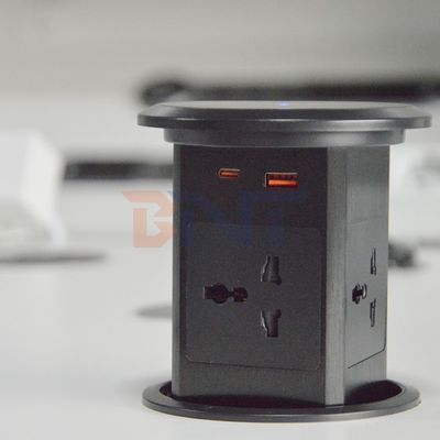 Nuevo ascensor neumático enchufe emergente EE.UU. Reino Unido Universal Cuatro montaje de superficie enchufe de escritorio superior con 15W de carga inalámbrica enchufe emergente