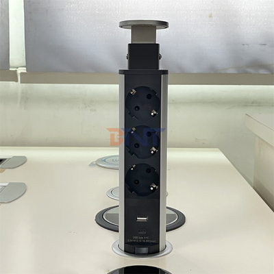 Círculo redondo de la cocina oculta de salida de corriente con enchufes USB y enchufes para el mostrador de mesa