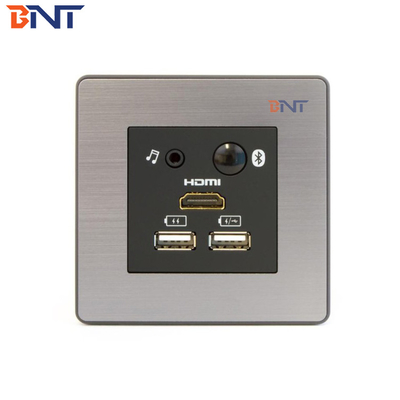 Mini Media Hub montado con el puerto de carga de energía USB 5 V 2.1 A