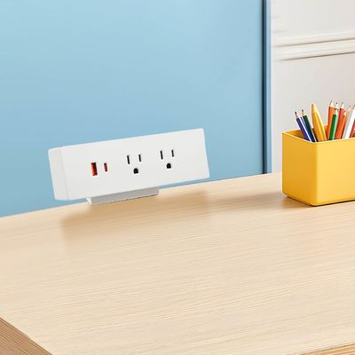 Regleta de alimentación de escritorio con abrazadera multifuncional, 2 enchufes de CA, USB A+C, carga rápida US