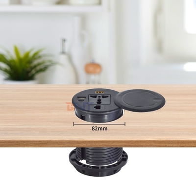 Sofá redondo con enchufe de alimentación integrado con enchufes de alimentación estándar universales USB A+C y HDMI y red