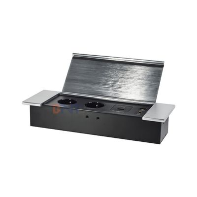 Enchufe de escritorio con diseño abatible oculto con 2 salidas EUAC, USB A+C, HDMI y red