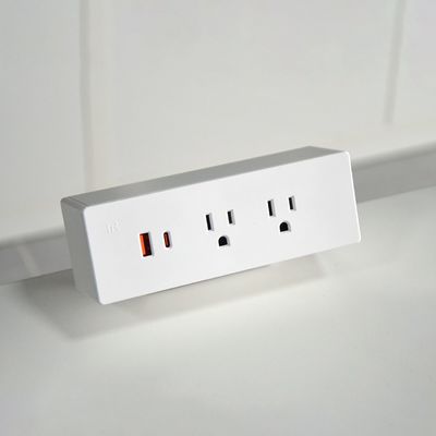 Regleta de alimentación de escritorio con abrazadera multifuncional, 2 enchufes de CA, USB A+C, carga rápida US
